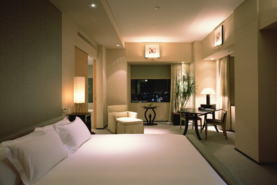 Park Hyatt Tokyo, Japan - 5 Star Luxury Hotel-slide-7