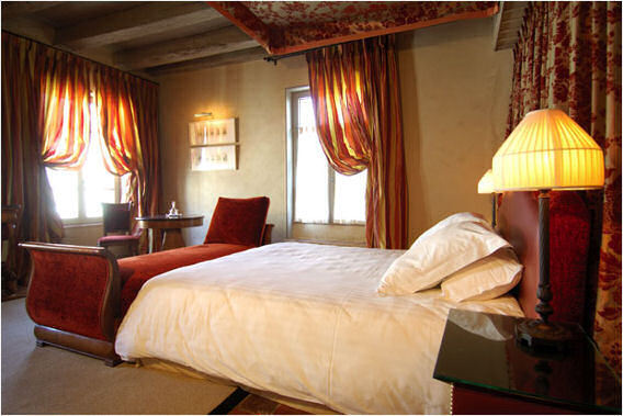 Michel TRAMA - Aquitaine, France - Luxury Hotel-Restaurant-slide-5