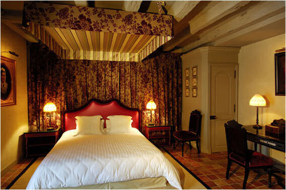 Michel TRAMA - Aquitaine, France - Luxury Hotel-Restaurant-slide-3