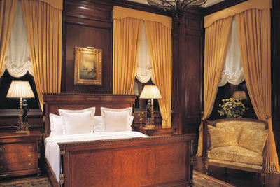 Hotel Le St James - Montreal, Canada - 5 Star Luxury Boutique Hotel