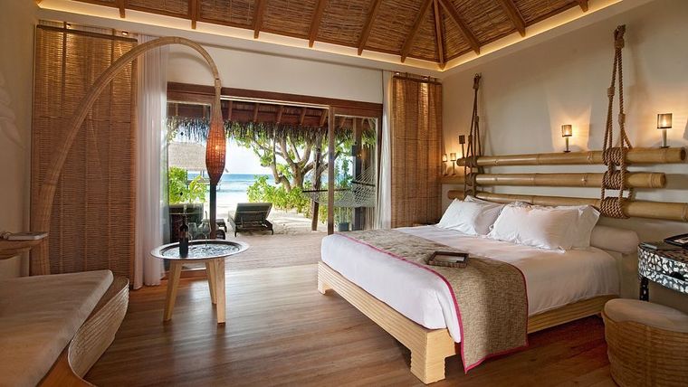 Constance Moofushi, Maldives Luxury Resort-slide-2