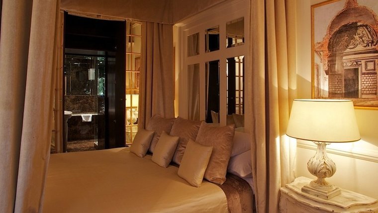 No.11 Cadogan Gardens - London, England - Exclusive Boutique Hotel-slide-4