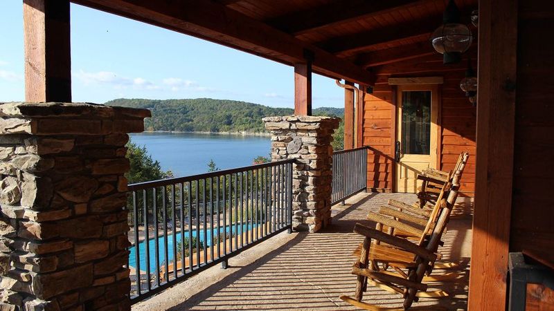 Stonewater Cove Resort and Spa - Table Rock Lake, Missouri-slide-1