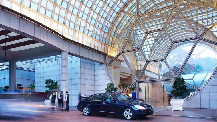 The Ritz Carlton Millenia Singapore - 5 Star Luxury Hotel-slide-8