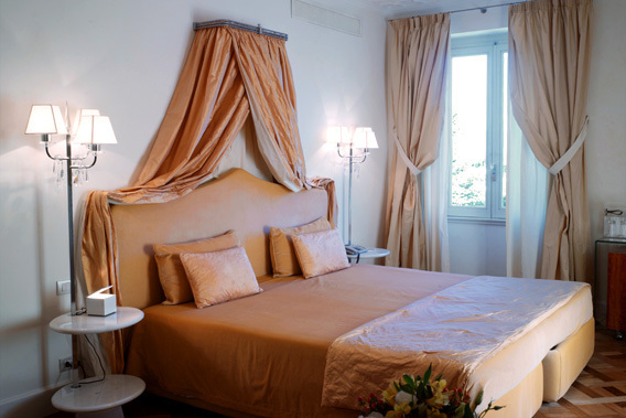 Villa La Vedetta - Florence, Tuscany, Italy - Exclusive 5 Star Luxury Hotel-slide-2