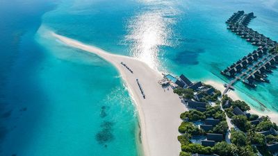 Four Seasons Resort Landaa Giraavaru, Maldives