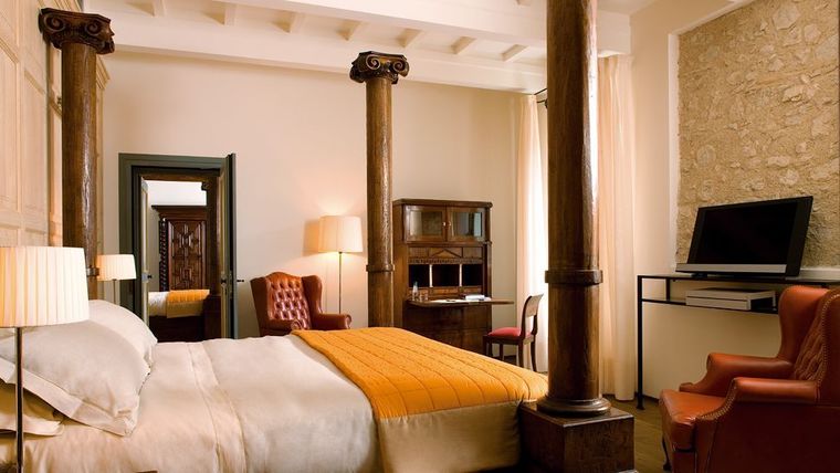 Palazzo Seneca - Perugia, Italy - Relais & Chateaux-slide-2