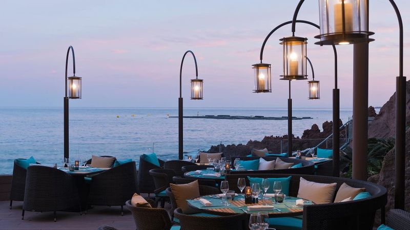 Tiara Miramar Beach Hotel & Spa - Cannes, France-slide-8