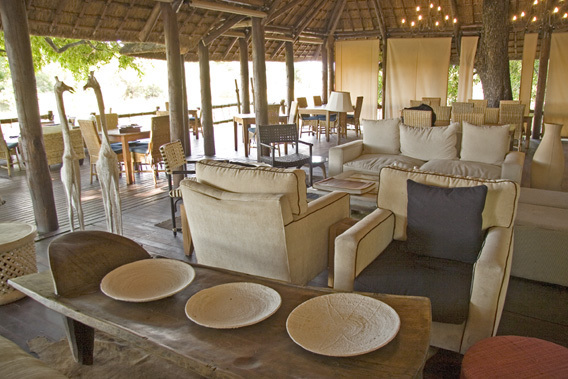 Sanctuary Chief's Camp - Okavango Delta, Botswana - Luxury Safaris-slide-9