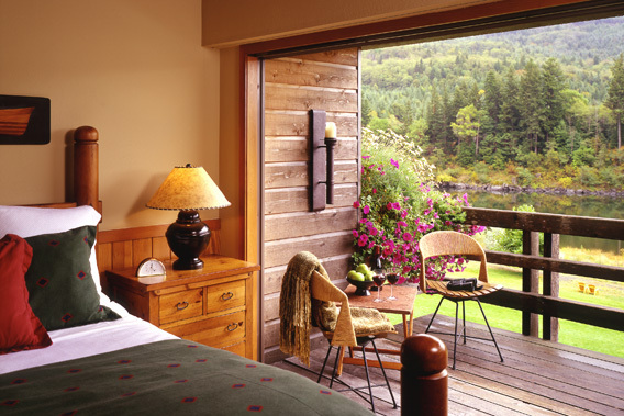 Tu Tu Tun Lodge - Gold Beach, Oregon - Luxury Inn-slide-1