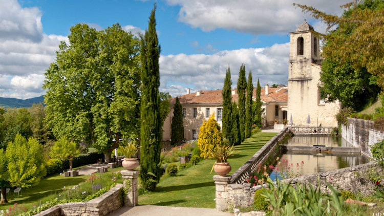 Le Couvent des Minimes Hotel & Spa - Provence, France-slide-1