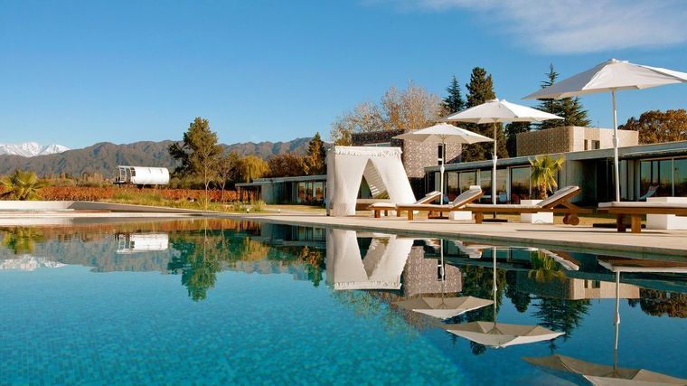 Entre Cielos - Mendoza, Argentina - Luxury Wine Hotel-slide-3