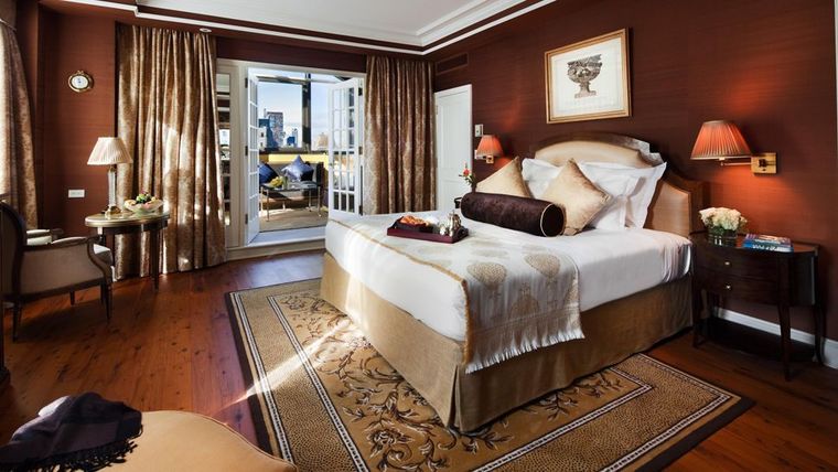 Hotel Plaza Athenee - New York City - 5 Star Luxury Hotel-slide-2