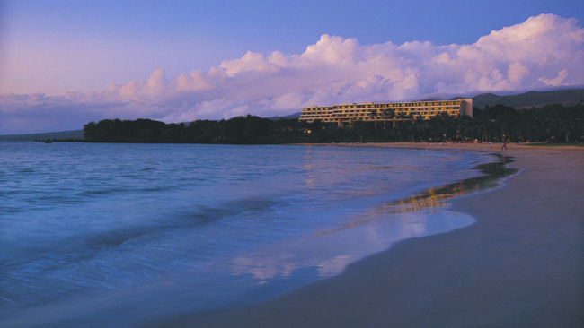 Mauna Kea Beach Hotel - Kona, Big Island, Hawaii - Luxury Resort-slide-2
