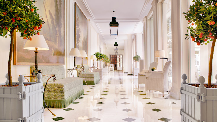Le Bristol Paris, France 5 Star Luxury Hotel-slide-1