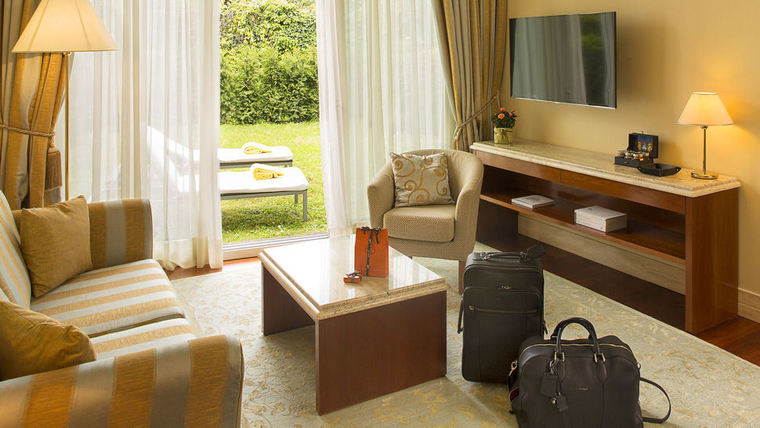 Villa Principe Leopoldo Hotel & Spa - Lugano, Switzerland -slide-7