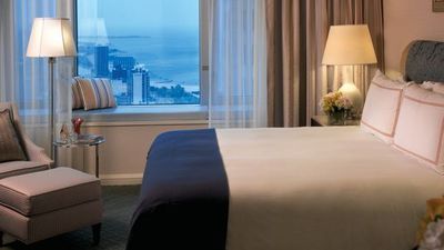 Four Seasons Hotel Chicago, Illinois 5 Star Luxury Hotel