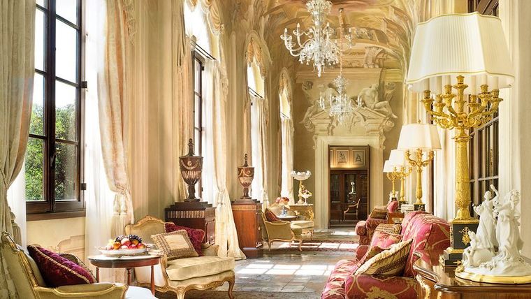 Four Seasons Hotel Firenze - Florence, Italy - Exclusive 5 Star Luxury Hotel-slide-1