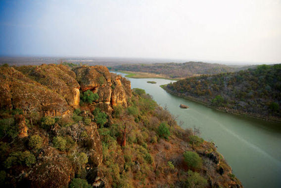 Singita Pamushana Lodge, Zimbabwe 5 Star Luxury Safari Lodge-slide-1