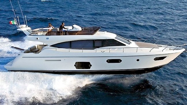 luxury yacht charter