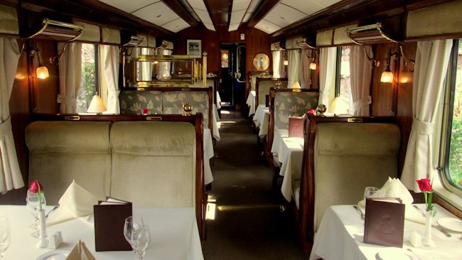 Hiram Bingham dining car