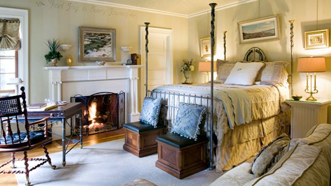 Juniper Hill Inn bedroom