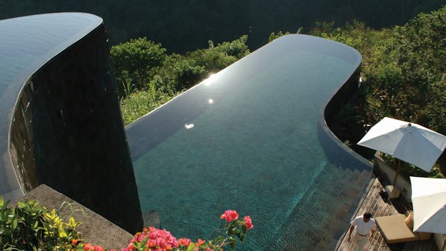 Ubud Hanging Gardens infinity pool