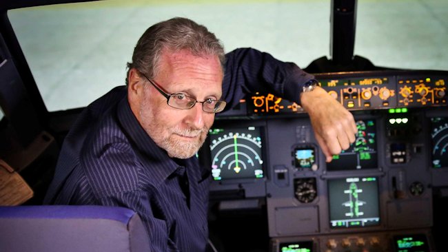 Peter Greenberg in flight