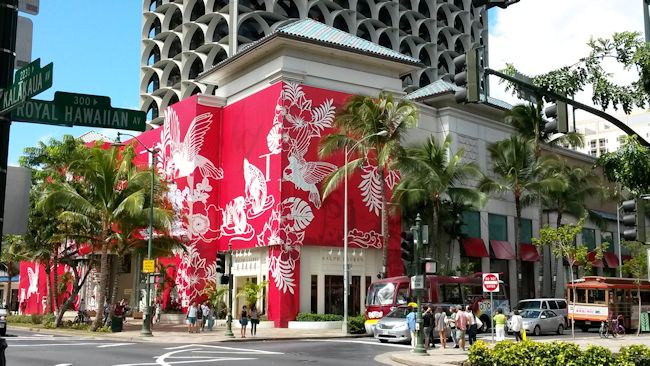 T Galleria Hawaii by DFS wrapped up
