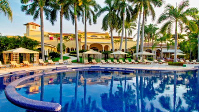 Casa Velas pool