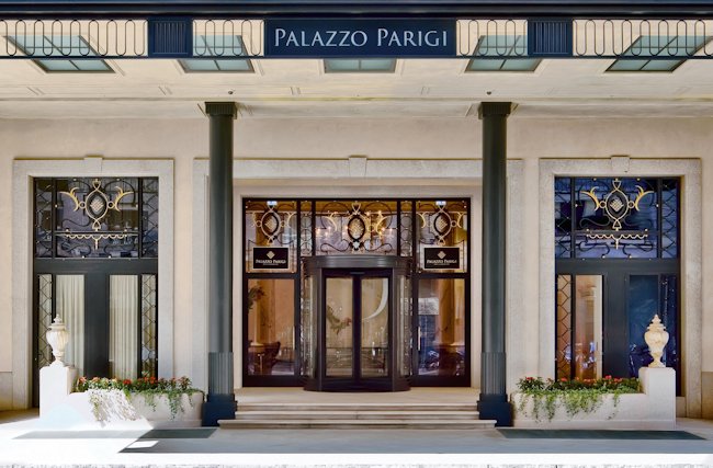 Palazzo Parigi Hotel entrance