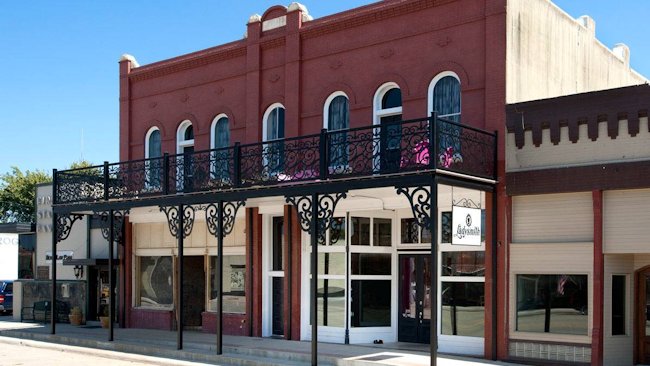 Ladysmith Bed and Breakfast exterior daytime