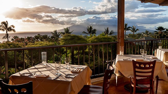 Hotel Wailea dining