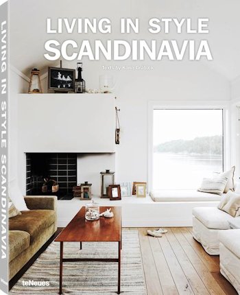 Living in Style Scandinavia book cover