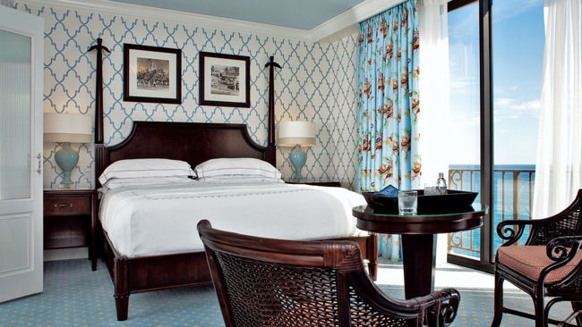 The Breakers guestroom