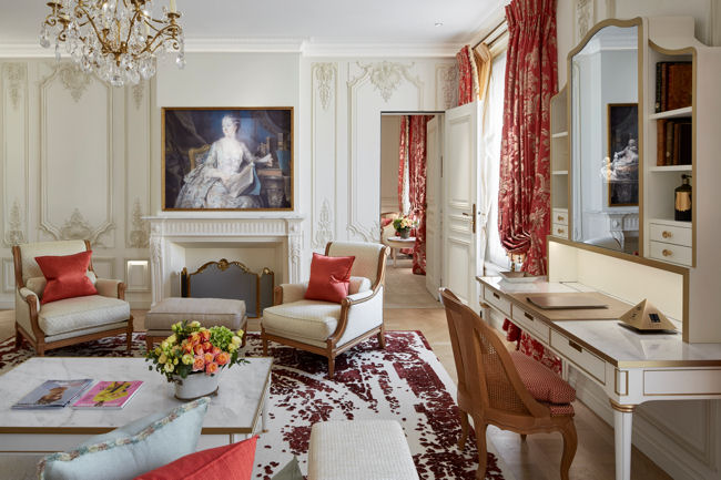 Le Meurice Pompadour Suite