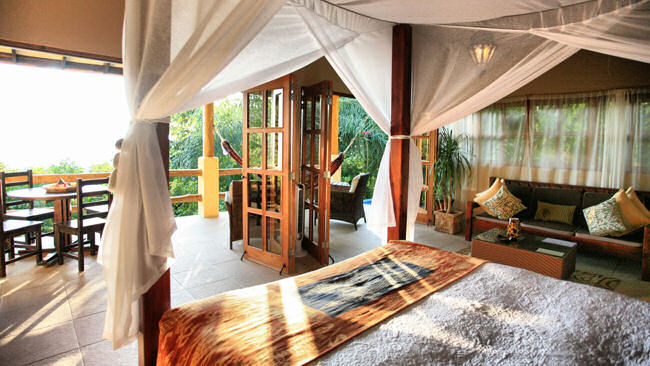 Casa Chameleon bedroom