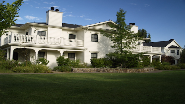 MacArthur Place