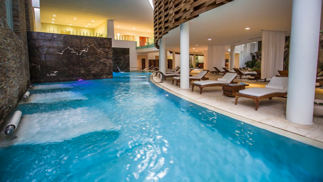 Grand Velas Riviera Maya spa pool