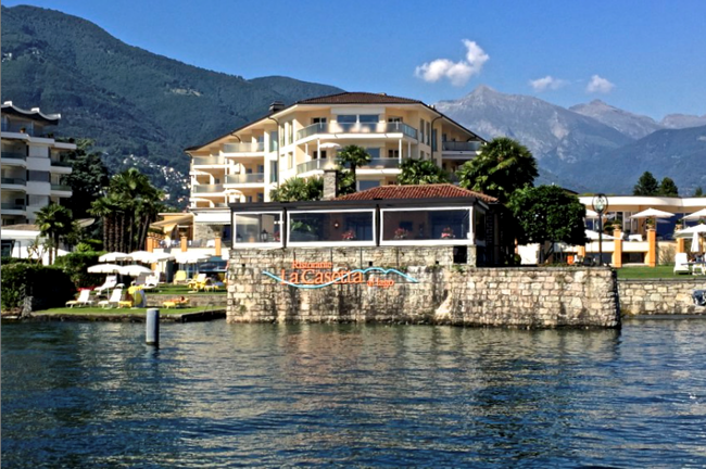 La Casetta restaurant seen from the water