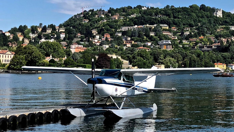 Lake Como seaplane
