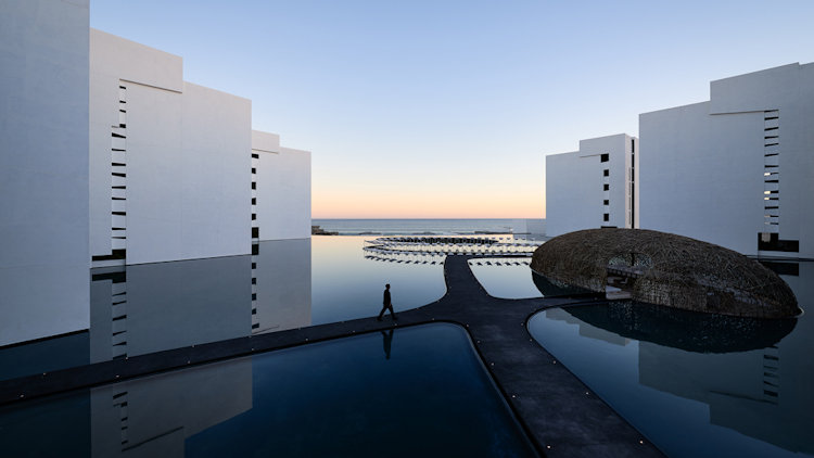 Viceroy Los Cabos pools