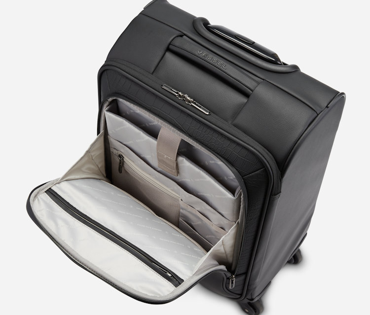 Vessel carry on bag