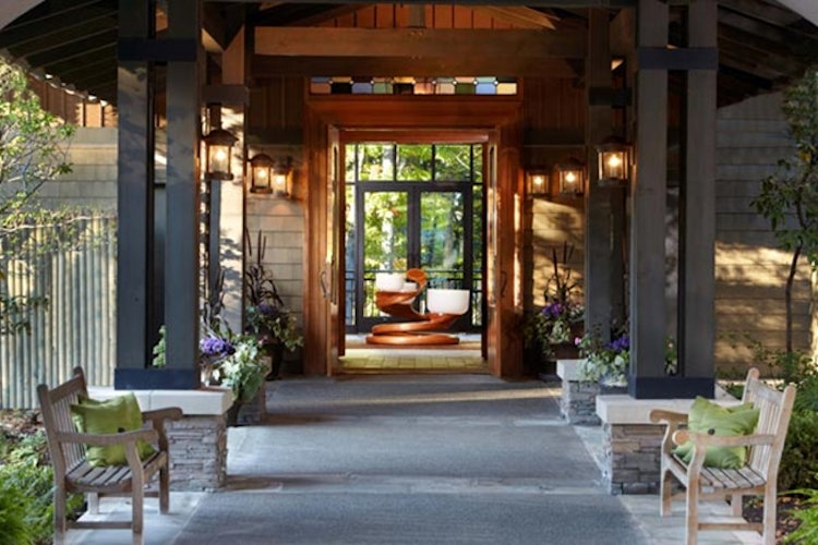 Lodge at Woodloch entrance