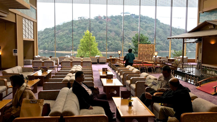 Kanzanji Onsen Hotel Kokonoe lobby