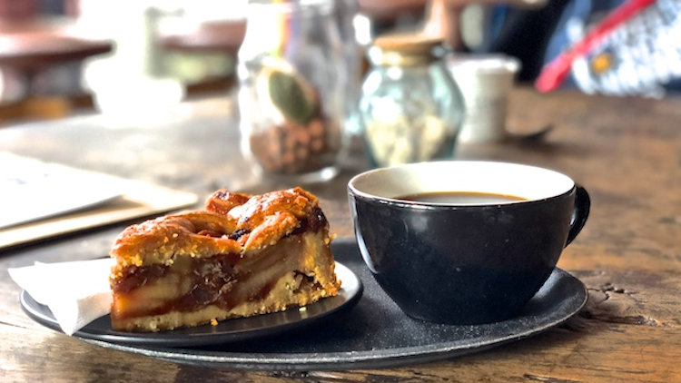 The Hague apple tart and coffee