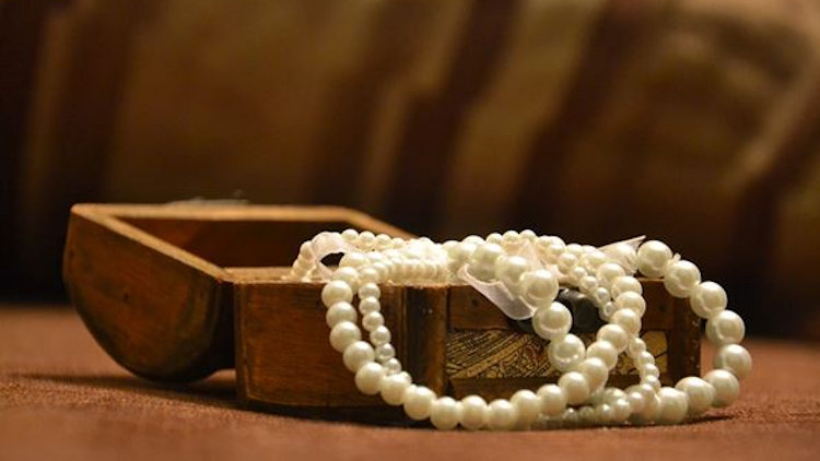 fashionista pearls