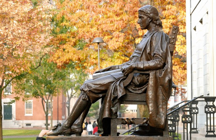 John Harvard statue