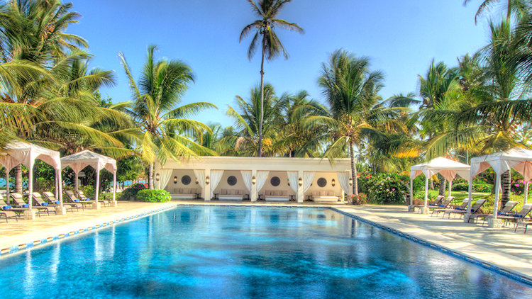 baraza resort pool