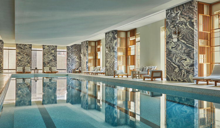 Four Seasons Hotel New York pool